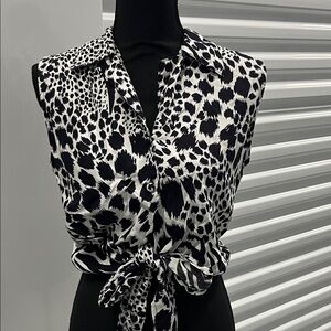 GET WILD Stylish Black and White Leopard Print Women's Top Vintage size large
